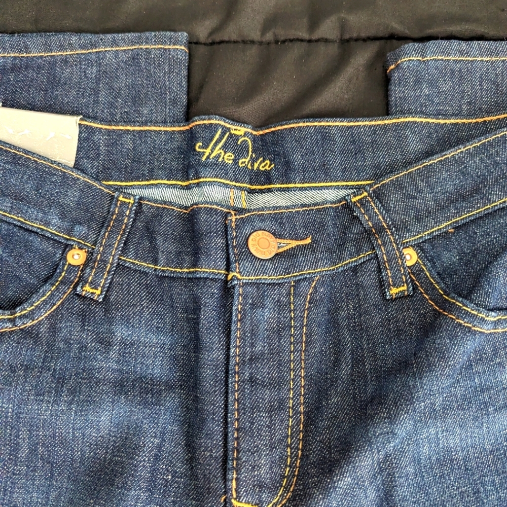Boot cut jeans